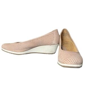 NATURALIZER Bettina 2 Blush Pink Slip On Wedge Low Heel Comfort Women's Size 8.5